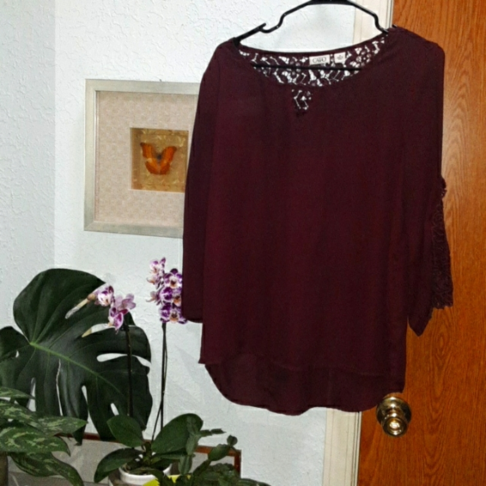 👍🌼😁Bundle any 3 items under $15 and get  bundle lace applique  Womens M Cato